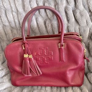 Authentic Tory Burch Handbag w the matching wallet and dust bag.